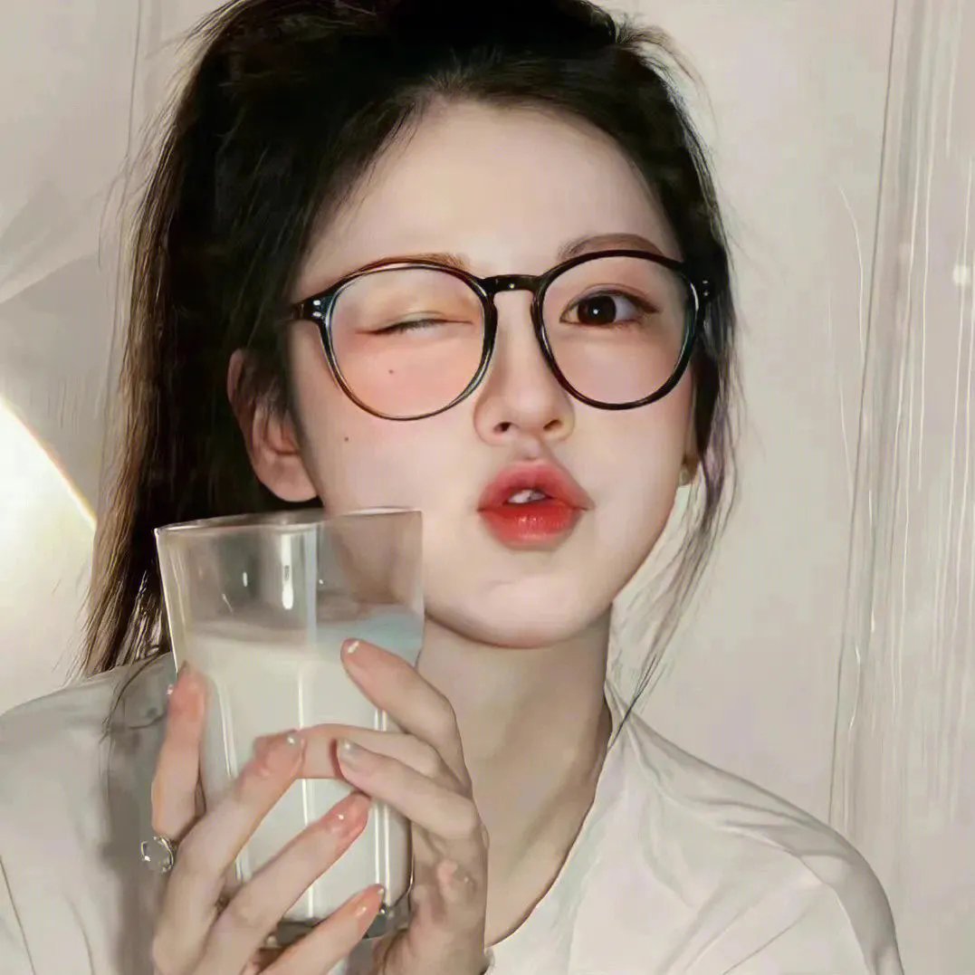 甜蜜寂寞女孩